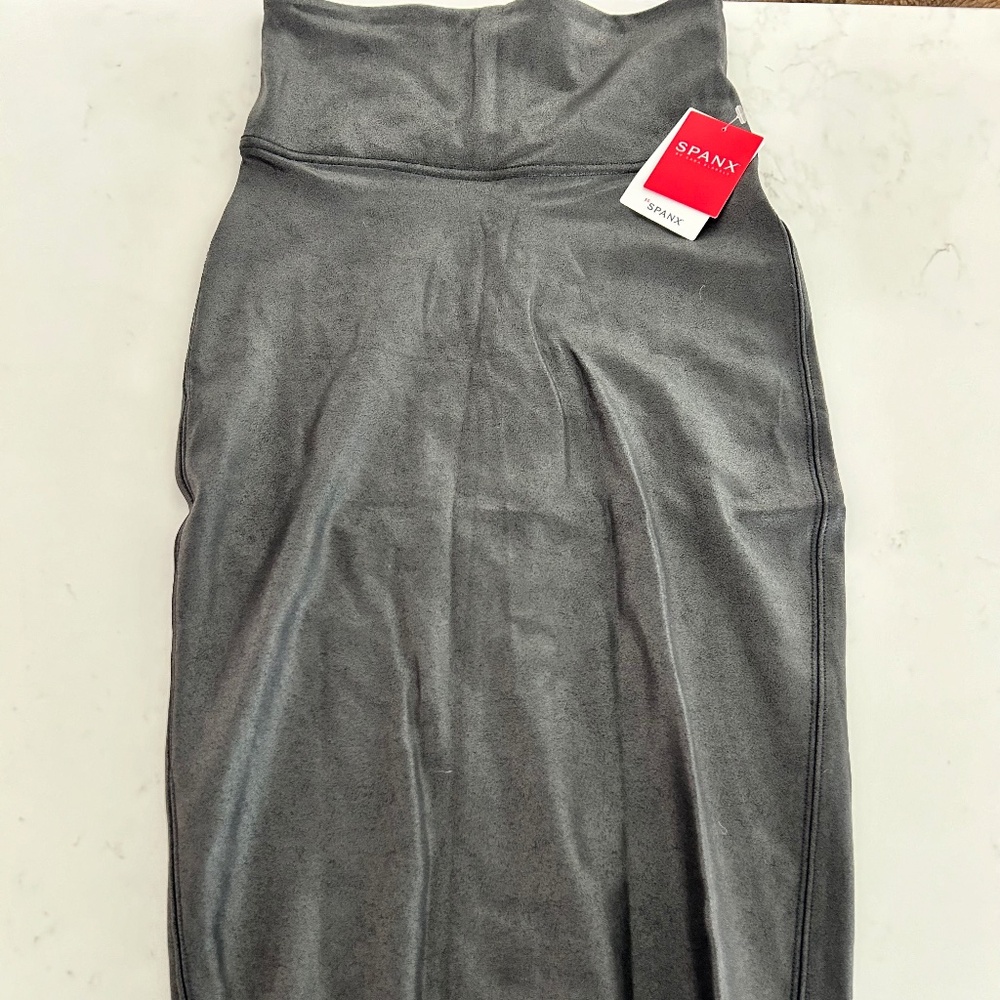 FAUX LEATHER MIDI SKIRT